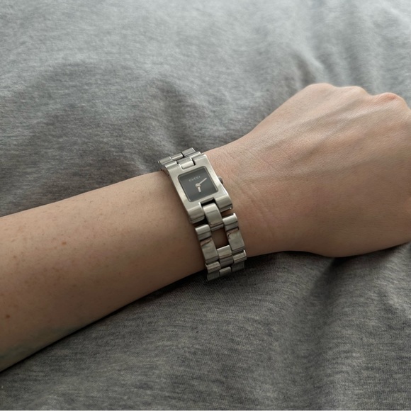 Gucci watch - Picture 3 of 4